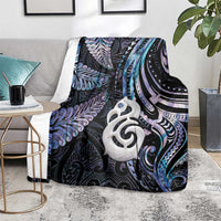 New Zealand Aotearoa Blanket Maori Hei Manaia Purple Paua Shell