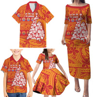 French Polynesia Christmas Family Matching Puletasi and Hawaiian Shirt Seashell Xmas Tree Tribal Waves - Polynesian Pride