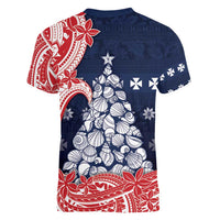 Wallis And Futuna Christmas Women V-Neck T-Shirt Seashell Xmas Tree Tribal Waves - Polynesian Pride