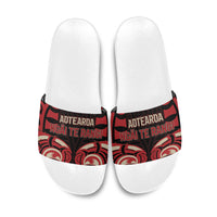 Aotearoa Ngai Te Rangi Slide Sandals New Zealand Traditional Maori Pattern DT05 Red - Polynesian Pride