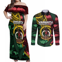 Personalised Vanuatu Independence Day Couples Matching Off Shoulder Maxi Dress and Long Sleeve Button Shirt Boar Tusk Warrior Tribal Floral Patterns DT05 Multicolor - Polynesian Pride