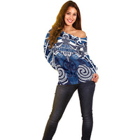Personalised Maori Ngati Kahungunu Off Shoulder Sweater Silver Fern Kowhaiwhai Art LT01 - Polynesian Pride