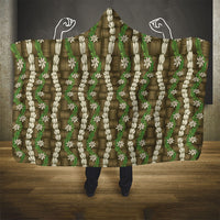 Pikake Maile Tiare Lei Hooded Blanket Natural Lauhala Pattern
