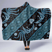 Indonesia Batik Pattern Hooded Blanket Blue Version