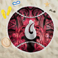Maori Matariki Hei Matau Whero Beach Blanket Maori Kowhaiwhai Pattern Galaxy LT01 One Size 150cm Red - Polynesian Pride