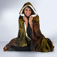 FSM Kosrae State Hooded Blanket Tribal Pattern Gold Version LT01 - Polynesian Pride
