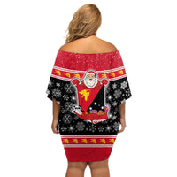 Custom Papua New Guinea Christmas Off Shoulder Short Dress Santa With Flag Of PNG Polynesian Tribal Xmas Vibe LT03 - Polynesian Pride