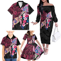 Hawaiian Couple Turtles Honi Family Matching Off The Shoulder Long Sleeve Dress and Hawaiian Shirt Polynesian Art Motifs and Hibiscus Black Red Color - Polynesian Pride