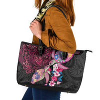 Hawaiian Couple Turtles Honi Leather Tote Bag Polynesian Art Motifs and Hibiscus Black Red Color - Polynesian Pride