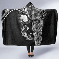 Hawaiian Manta Ray Tribal Hooded Blanket Polynesian Art Motifs Black Color LT03 One Size Black - Polynesian Pride