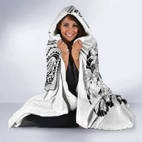 Japanese Irezumi and Hawaiian Polynesian Art Tattoo Hooded Blanket White Color - Polynesian Pride