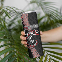 Aotearoa Toitu Te Tiriti Taniko Skinny Tumbler Maori Taniwha Haka - Honour the Treaty