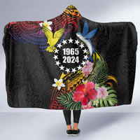 Cook Islands Independence Day Hooded Blanket Maroro and Kakaia with Hibiscus Flower Polynesian Pattern LT03 One Size Black - Polynesian Pride
