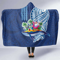 Hawaiian Mele Kalikimaka Hooded Blanket Funny Santa on Whale Island with Kakau Tattoos - Polynesian Pride