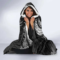 New Zealand Sea Animals with Maori Tribal Tattoo Hooded Blanket Shark Manta Ray with Silver Fern Black