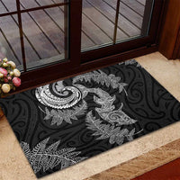New Zealand Sea Animals with Maori Tribal Tattoo Rubber Doormat Shark Manta Ray with Silver Fern Black