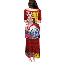 Custom Northern Mariana Islands Christmas Puletasi Funny Santa Hug Latte Stone Ylang-ylang and Polynesia Pattern Red LT03 - Polynesian Pride