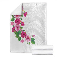Hawaiian Hibiscus and Art Polynesian Tattoo Blanket White Color