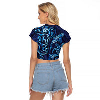 New Zealand Connecting with Seas Raglan Cropped T Shirt Maori Tribal and Sea Animals Tattoo - Sea Texture Glass Style