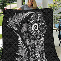 New Zealand Sea Animals Quilt with Maori Koru Tribal Tattoo and Silver Ferns Black Color
