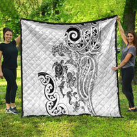 New Zealand Sea Animals with Maori Tribal Tattoo Quilt White Color