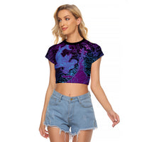 Hawaiian Volcano and Shark Raglan Cropped T Shirt Polynesian and Hibiscus Pattern Violet Gradient