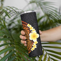 Hawaiian Tropical Plumeria Art Polynesian Tattoo Skinny Tumbler Black and Autumn Color Theme