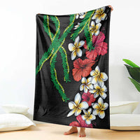 Hawaiian Tropical Flowers and Maile Pikake Blanket Polynesian Tribal Pattern Black Color