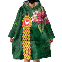 Manuʻa Islands Wearable Blanket Hoodie Polynesian Style with Rooster Tattoo and Tropical Plants