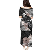 Aloha Hawaii Hibiscus and Plumeria Flowers Family Matching Puletasi and Hawaiian Shirt Kanaka Maoli Tattoo Polynesian Pattern Gray Color