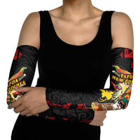Papua New Guinea Christmas Arm Sleeves Funny Melanesian Santa with Bird-of-paradise Tribal Style - Polynesian Pride