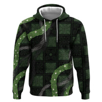 Hawaiian Quilt Hoodie Pele Hair Hinahina Lei Black Version LT05 Pullover Hoodie Black - Polynesian Pride