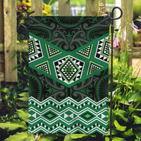 New Zealand Aotearoa Garden Flag Green Taniko Art Maori Pattern