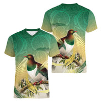 New Zealand Pigeon Kereru Women V-Neck T-Shirt Maori Fern Art Green Gradient - Polynesian Pride