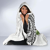 White Polynesian Hammerhead Shark Tribal Pattern Hooded Blanket LT05 - Polynesian Pride