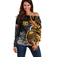 Personalised Papua New Guinea Off Shoulder Sweater Happy Independence Day LT05 Women Black - Polynesian Pride