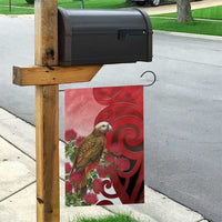 New Zealand Parrot Kaka Garden Flag Maori Koru With Pohutukawa Flowers - Polynesian Pride
