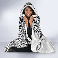 Hawaii And Philippines Hooded Blanket Kanaka Maoli With Tribal Sun Together White