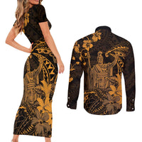Hawaii King Kamehameha Day Couples Matching Short Sleeve Bodycon Dress and Long Sleeve Button Shirt Polynesian Pattern Mix Hibiscus Gold