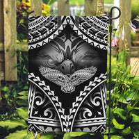 Hawaiian Hawk Garden Flag Polynesian Pattern Style