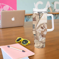 Samoa Siapo Elegant Tumbler With Handle Hibiscus Beige Motifs - Polynesian Pride