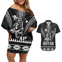 Personalised Hawaii Happy King Kamehameha Day Couples Matching Off Shoulder Short Dress and Hawaiian Shirt Kakau Pattern LT05 Black - Polynesian Pride