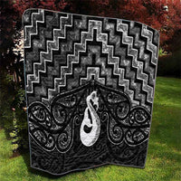 New Zealand Maori Quilt Poutama Manaia Black Paua Shell LT05 - Polynesian Pride