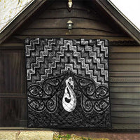 New Zealand Maori Quilt Poutama Manaia Black Paua Shell LT05 - Polynesian Pride