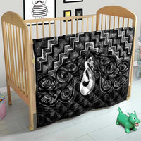 New Zealand Maori Quilt Poutama Manaia Black Paua Shell LT05 - Polynesian Pride