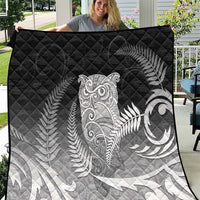 New Zealand Aotearoa Ruru Quilt Maori Fern Art Black LT05 Black - Polynesian Pride
