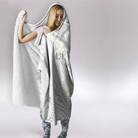 Polynesia Hammerhead Shark Hooded Blanket Tropical Flowers Tribal Pattern White LT05 - Polynesian Pride