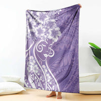 Polynesian Women's Day Blanket Purple Hibiscus Flowers With Polynesian Pattern LT05 - Polynesian Pride