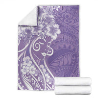 Polynesian Women's Day Blanket Purple Hibiscus Flowers With Polynesian Pattern LT05 - Polynesian Pride
