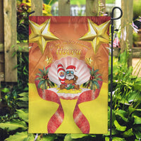 French Polynesia Christmas Garden Flag Seashell Santa Beach Vibes - Polynesian Pride